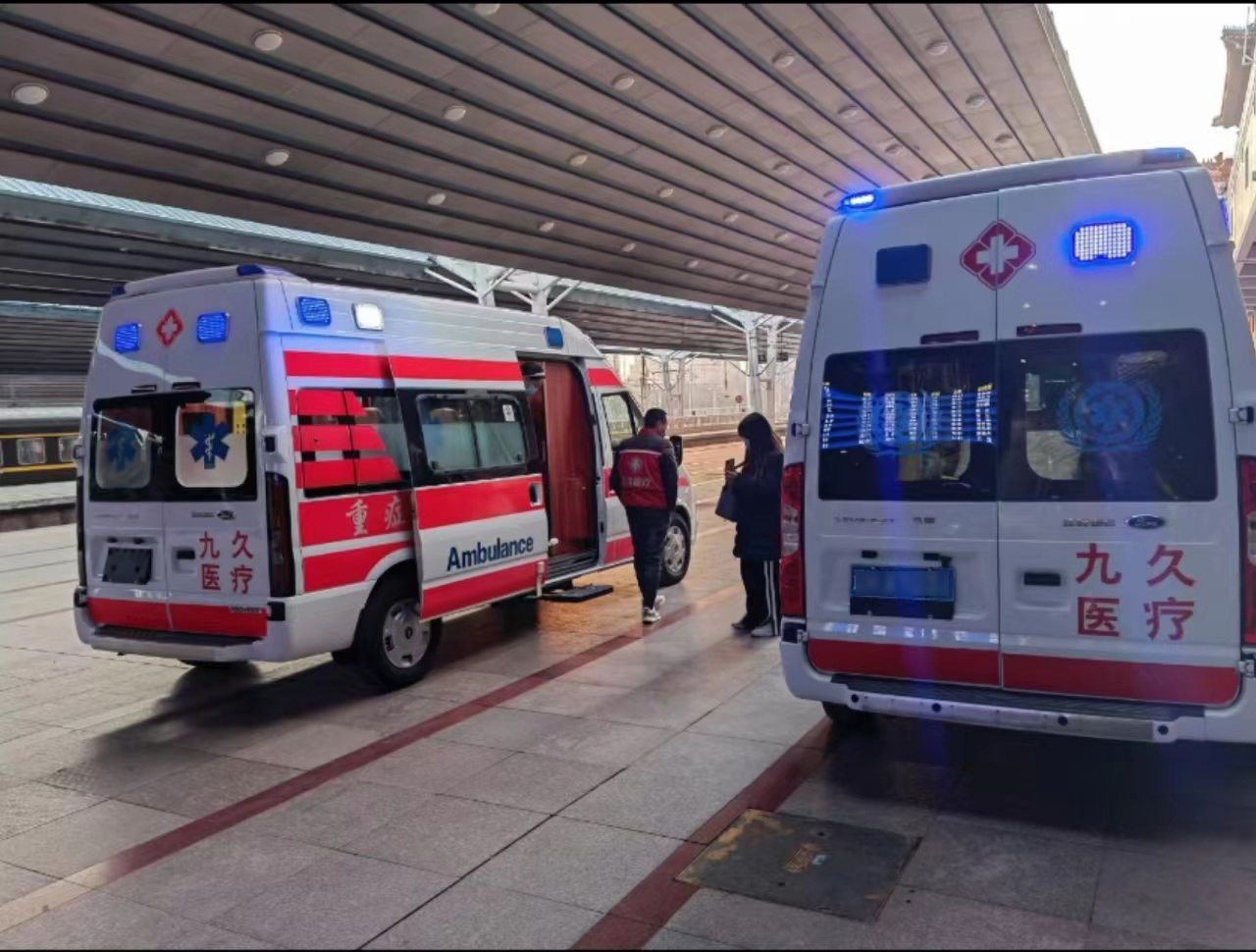 来凤县救护车长途转运